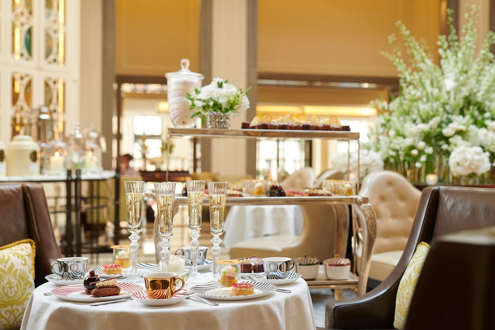 Corinthia Hotel London 61/81