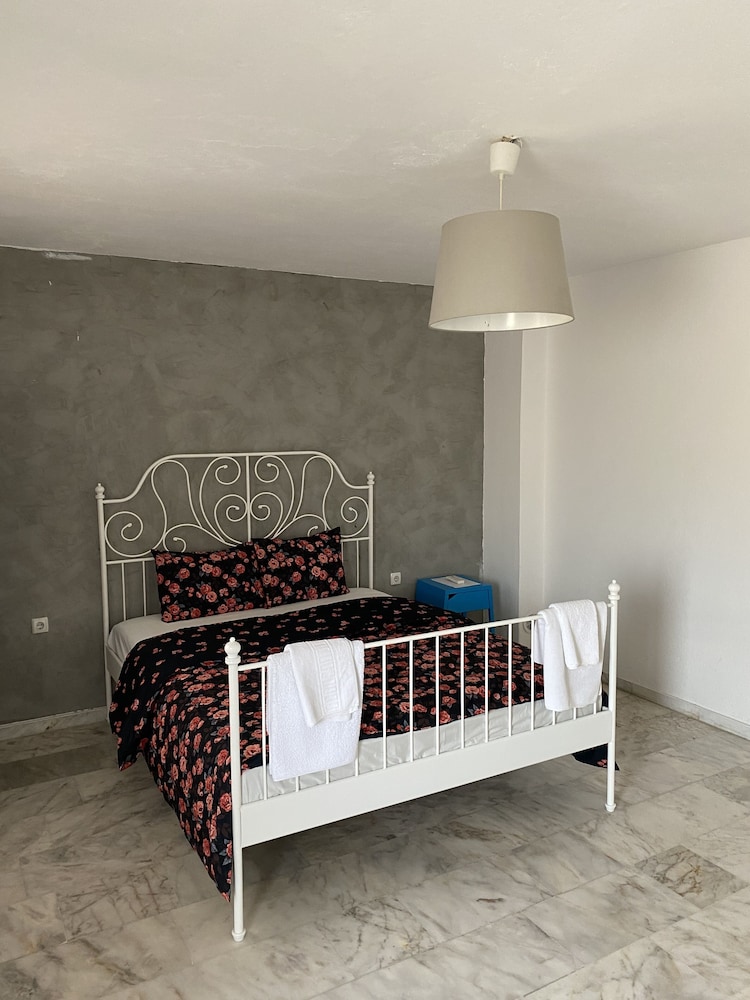 Yali Butik Pansiyon 18/50
