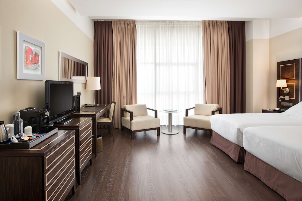 Nh Gran Hotel Casino Extremadura 10/50