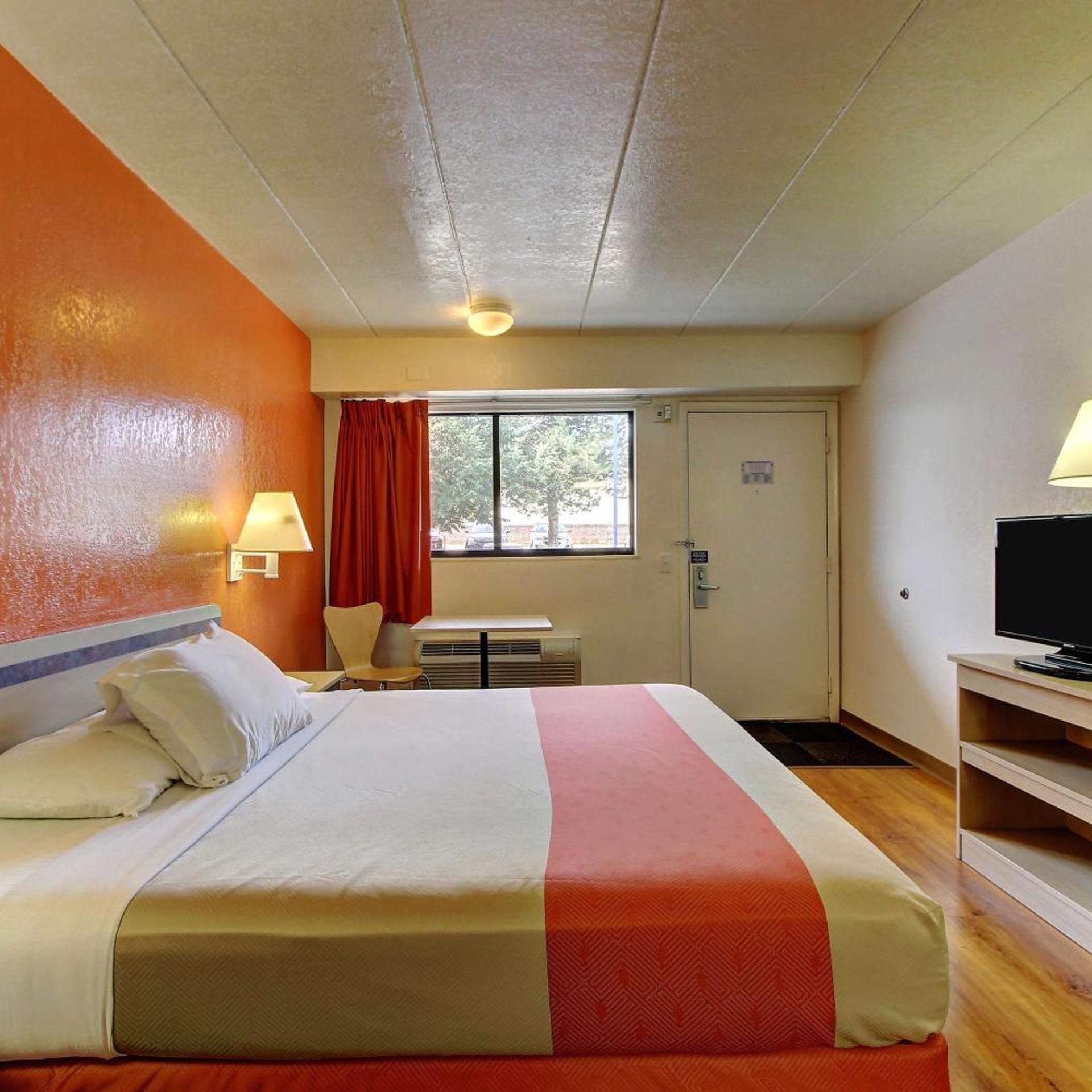 غرفة بسرير كينج، Motel6 York, PA 6/10