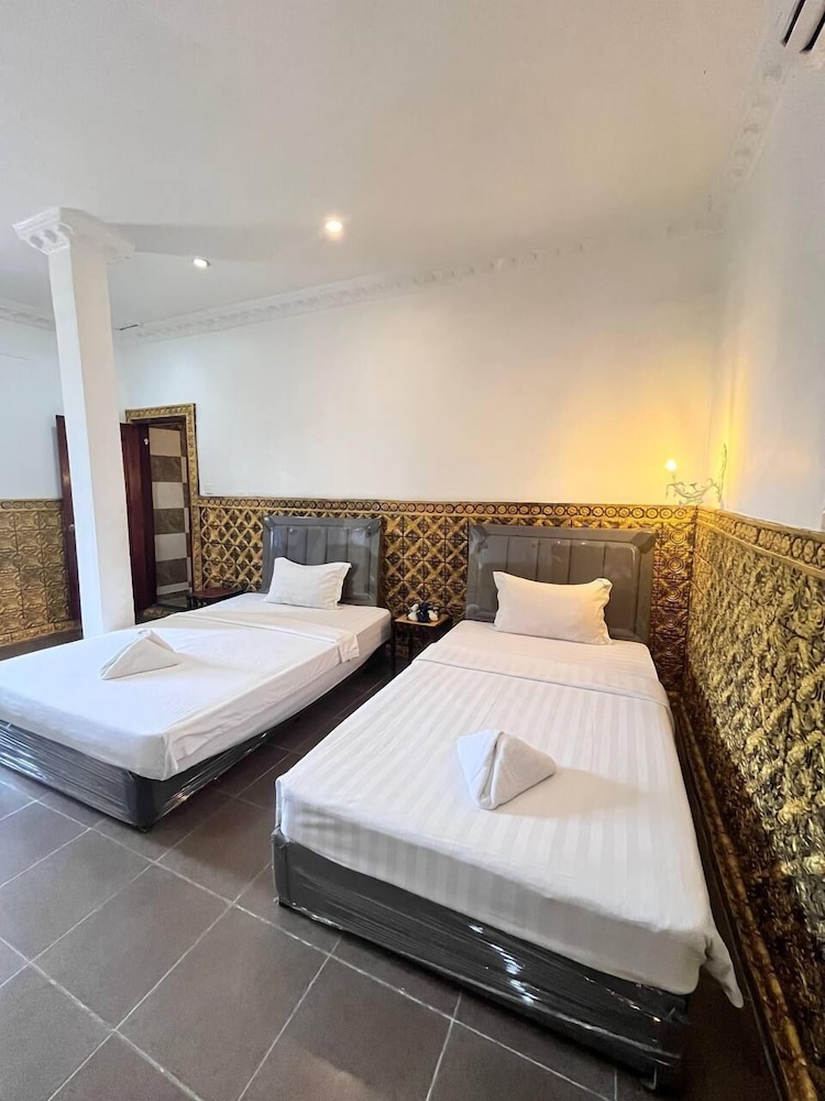 Le Grand Palais Boutique Hotel 18/100