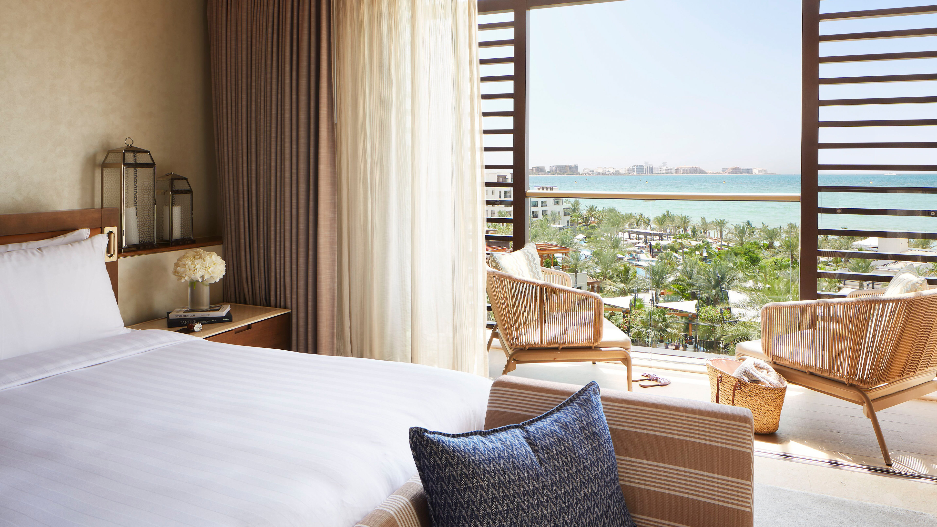 OCEAN, SUITE