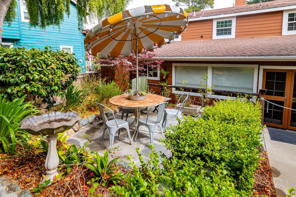J Patrick House Bed And Breakfast Inn 3/65