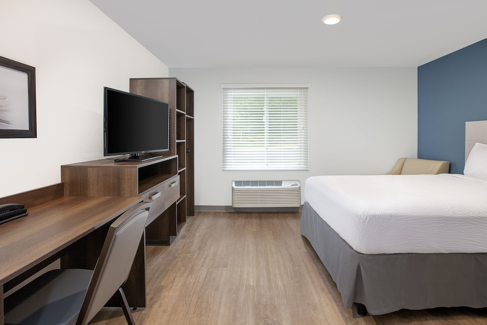 Basic, King Bed, Accessible