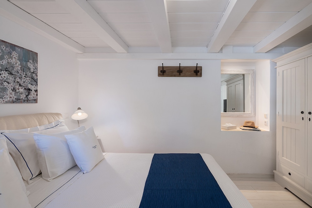 Loft, Suite, Double and Twin Beds