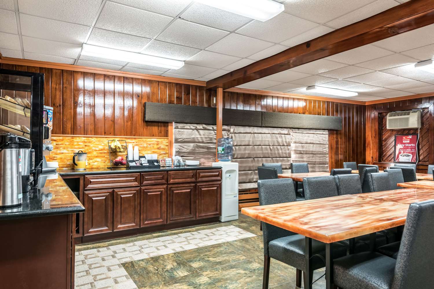 restaurant cafeteria
