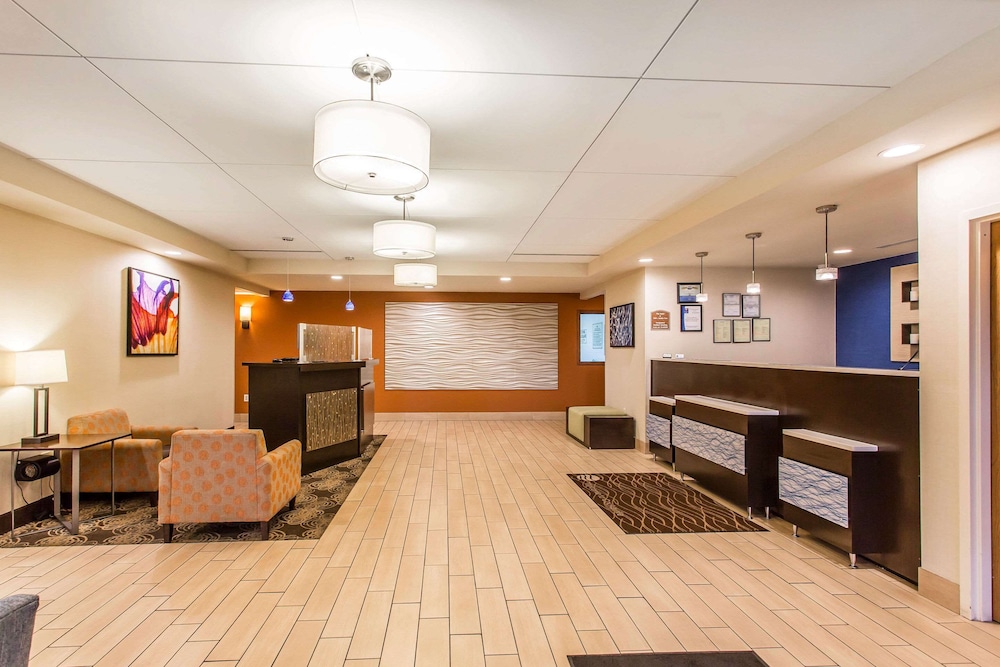 Comfort Inn & Suites Cookeville 5/33
