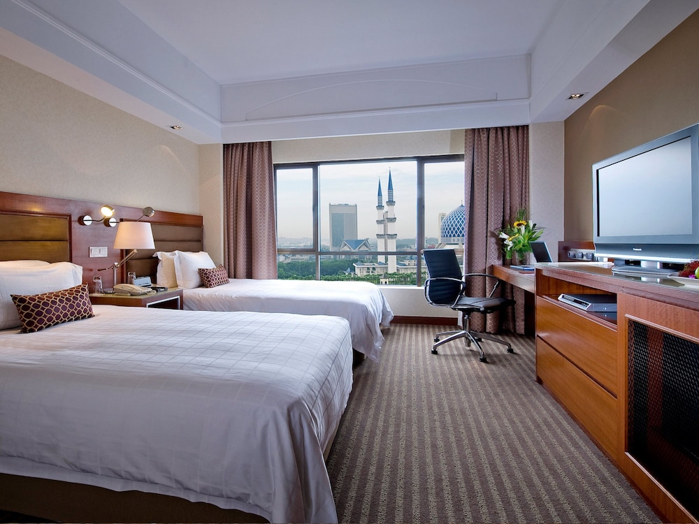 PREMIER ROOM