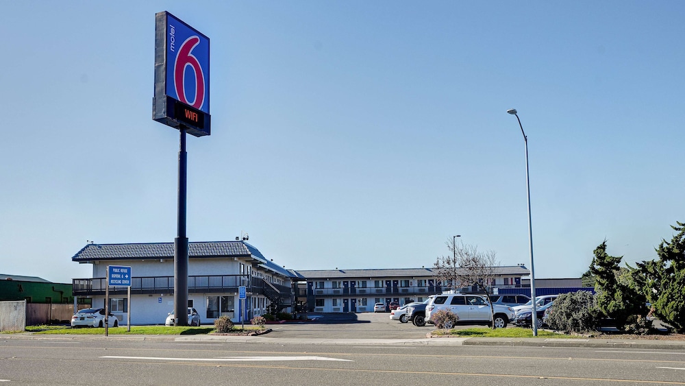 Motel6 Eureka, CA – Redwood Coast 46/60