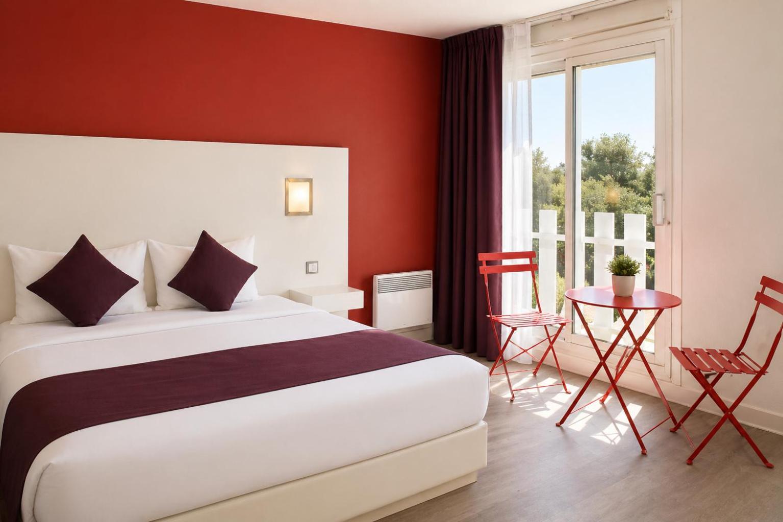 Latitude Ouest Hotel Restaurant Spa 11/50