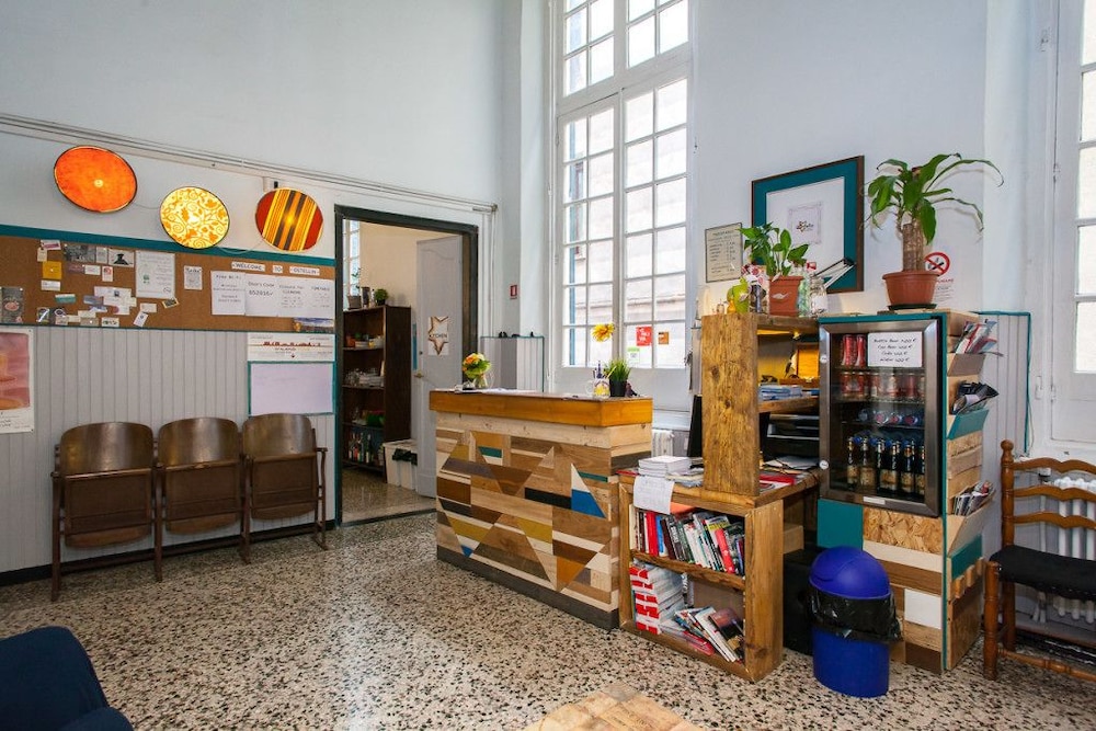 Ostellin Genova Hostel 12/28