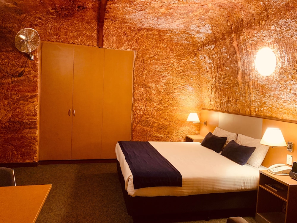 Desert Cave Hotel 21/50