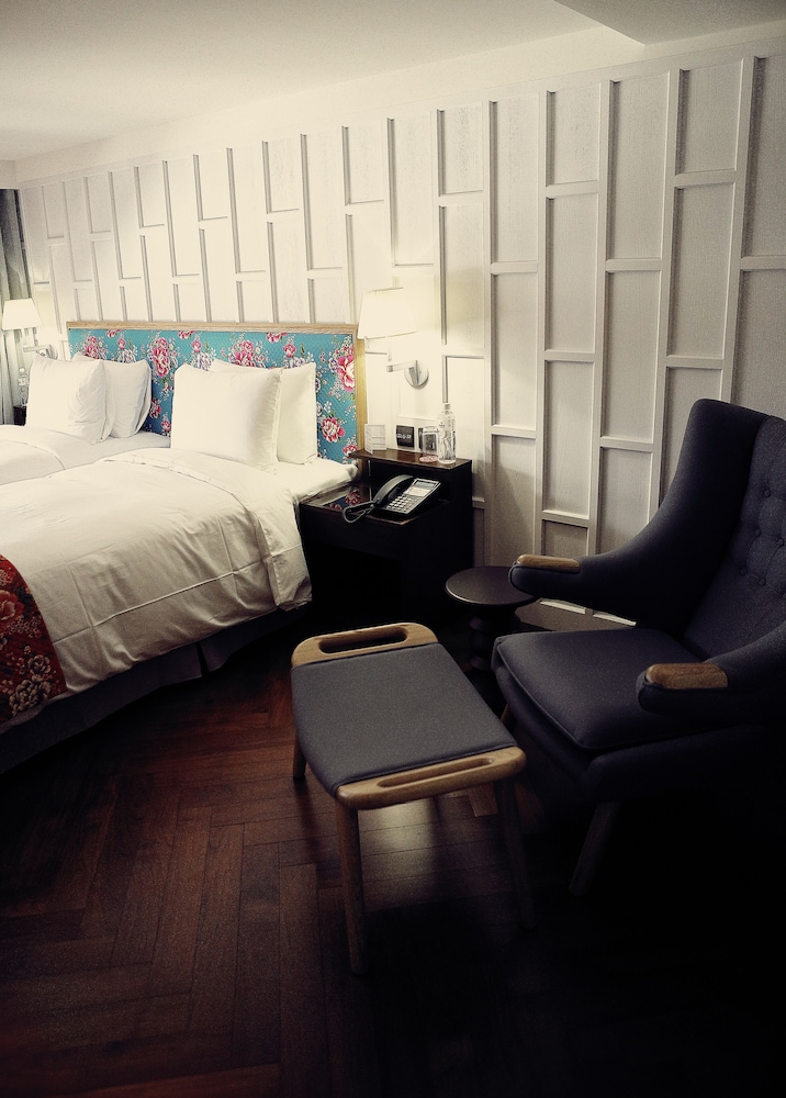 RedDot Hotel 32/50