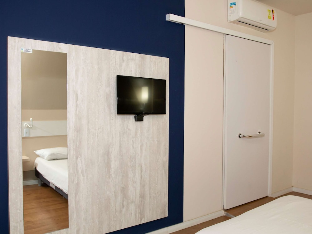 Ibis Budget Manhuacu 68/70
