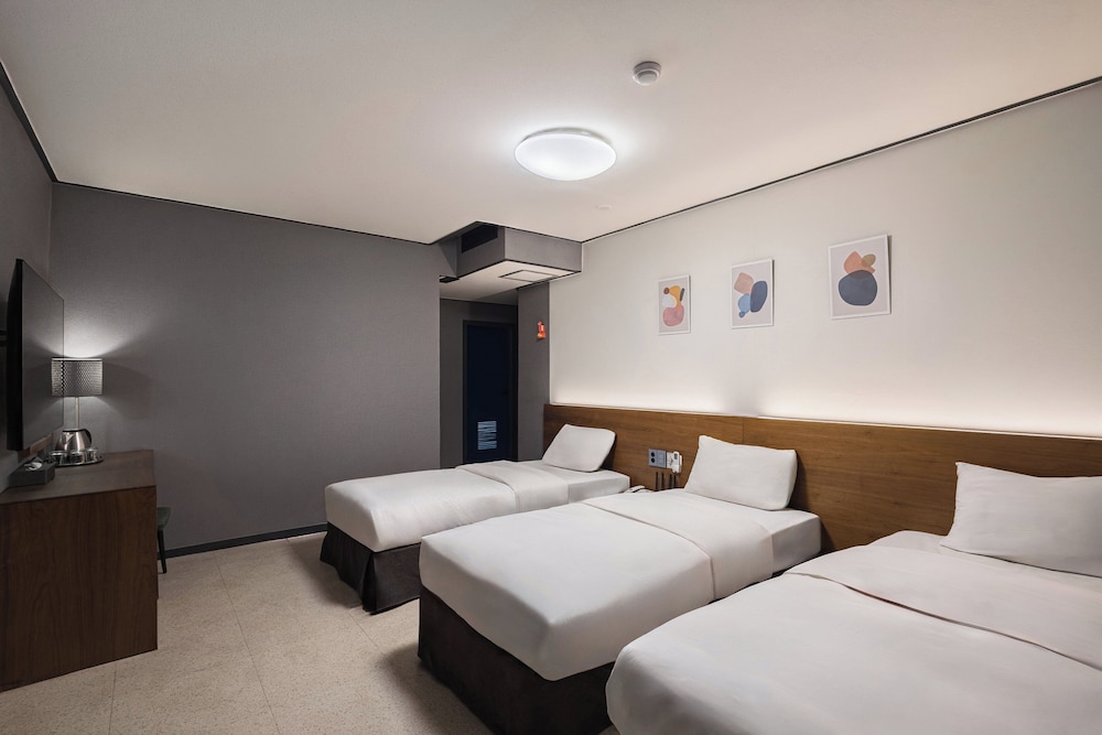 Insadong Crown Hotel 32/60