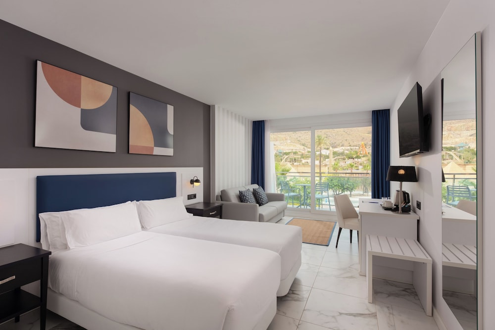 Four Points by Sheraton Costa Blanca 24/67