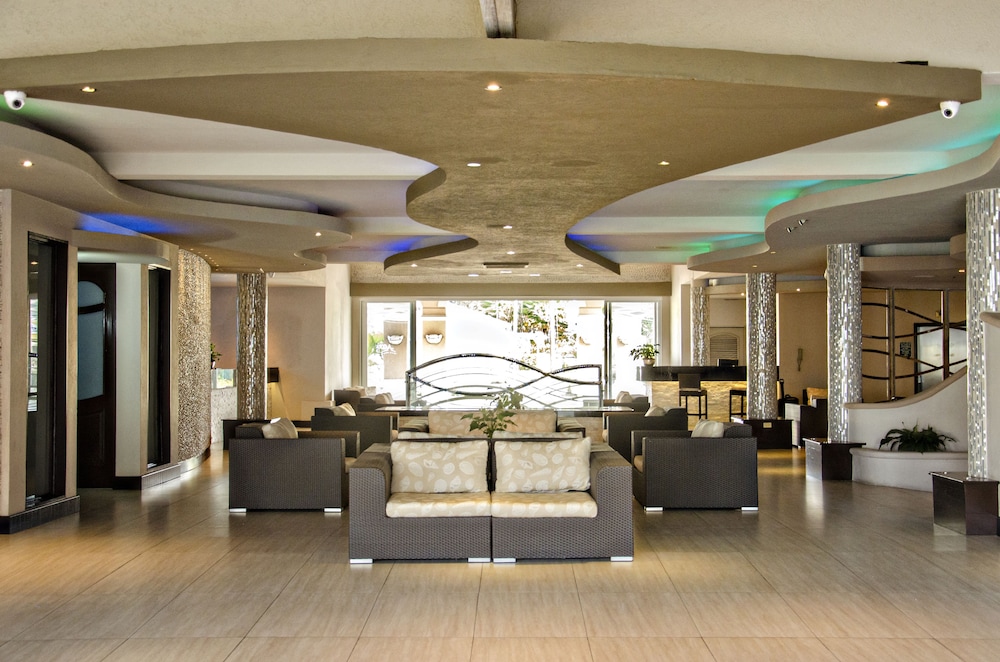 Accra Beach Hotel and Resort 24/50