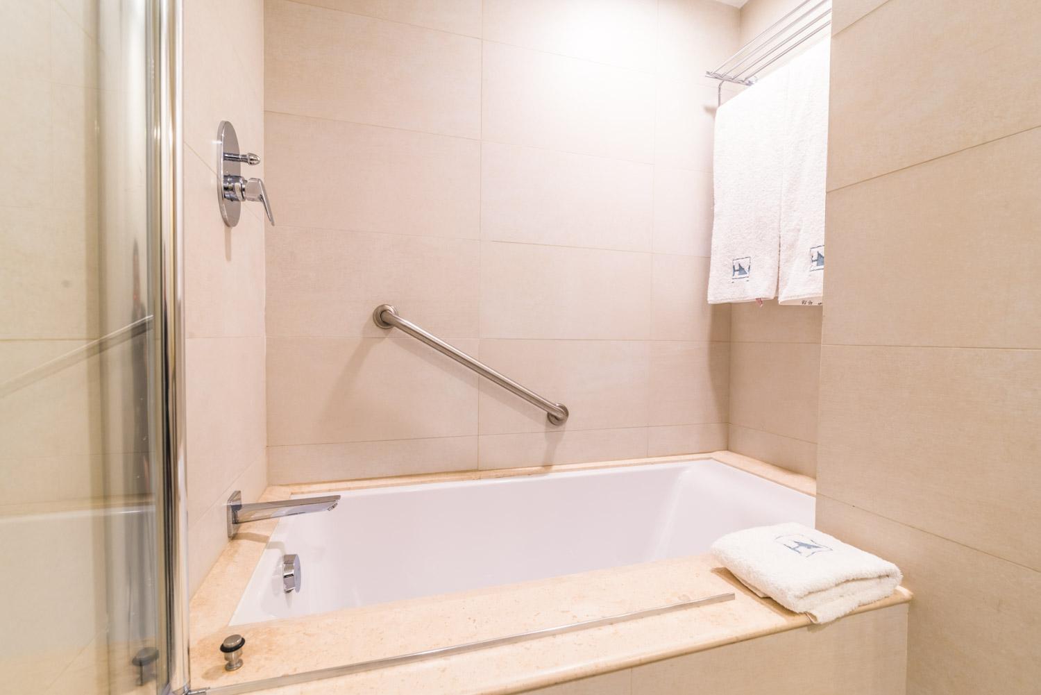 جناح جونيور بسريرين مزدوجين، Eurostars Zona Rosa Suites 7/7