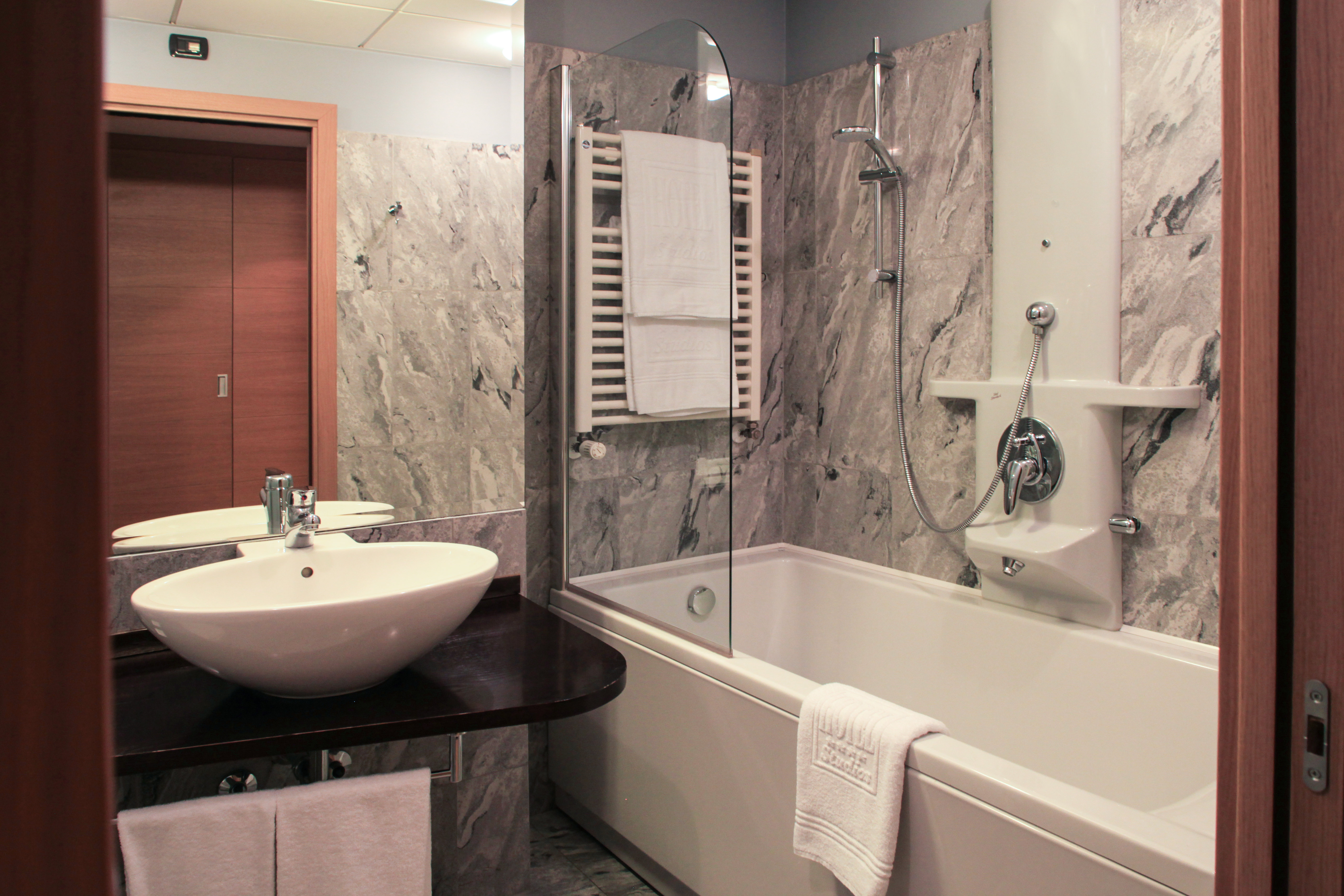 B&B HOTEL Milano Cologno Studios 47/49