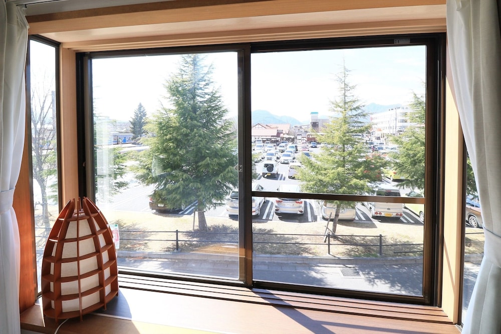 Fuji Scenic House73 11/19