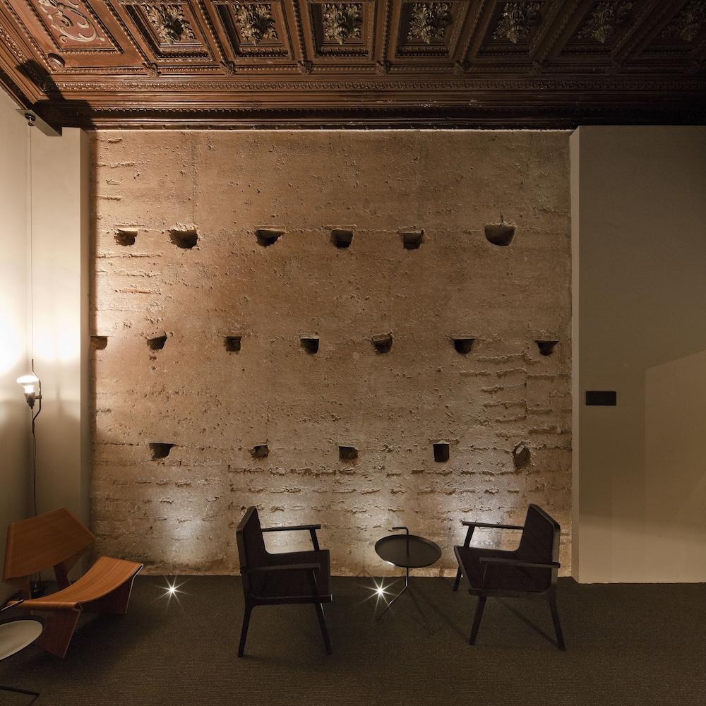 CARO HOTEL 45/71