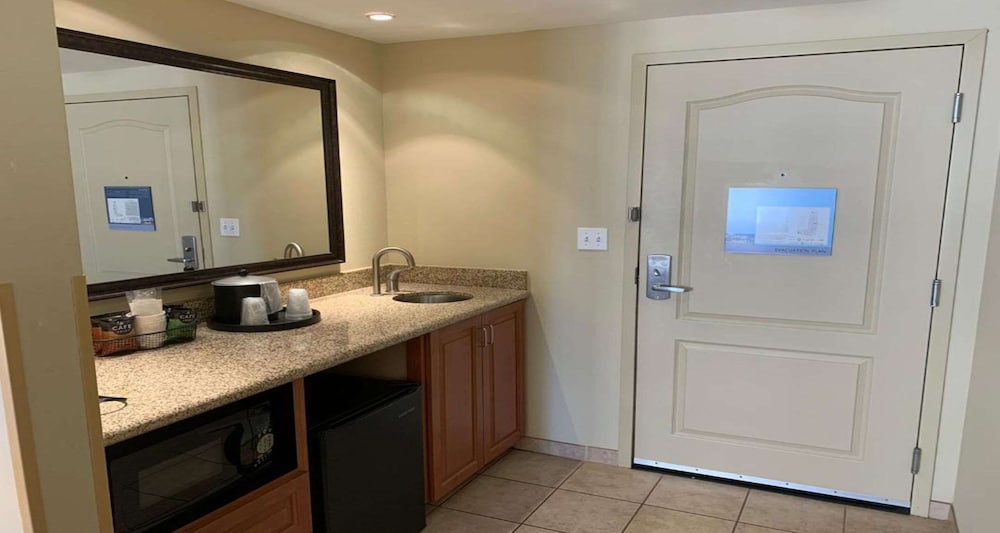Hampton Inn & Suites Salida 42/43
