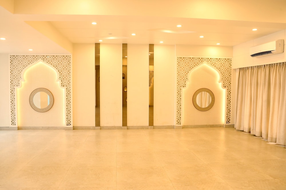 AURANGABAD GYMKHANA CLUB. 17/69