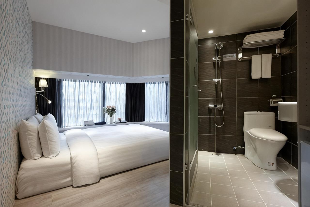 Japanese, Double or Single Bed, Small