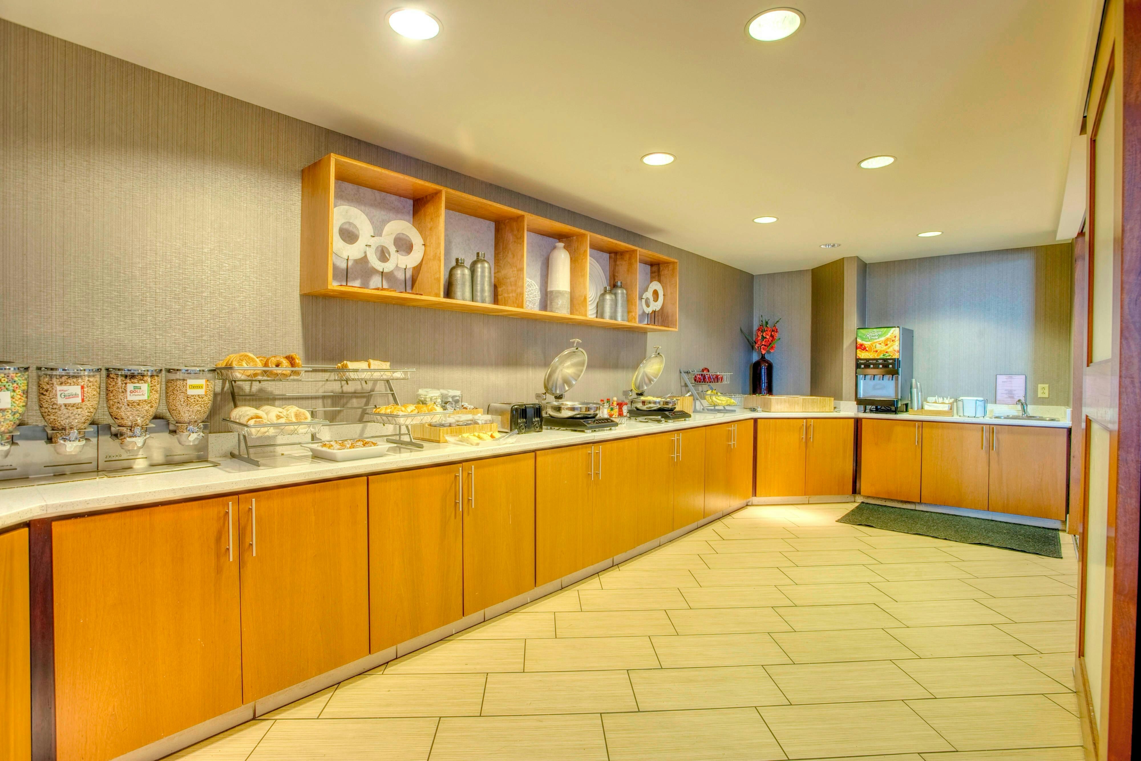Springhill Suites Lawrence Downtown 5/26