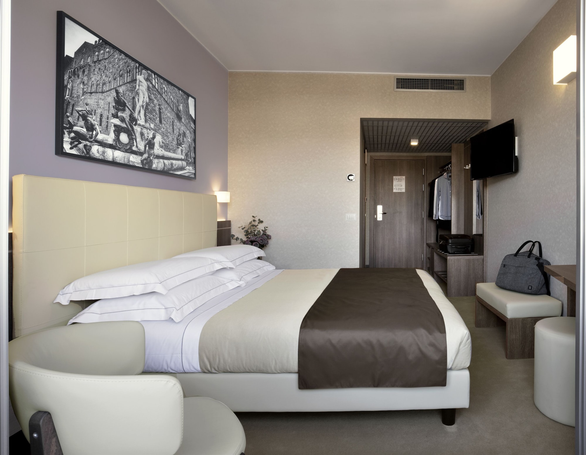 ROOM, SINGLE, SINGLE BED