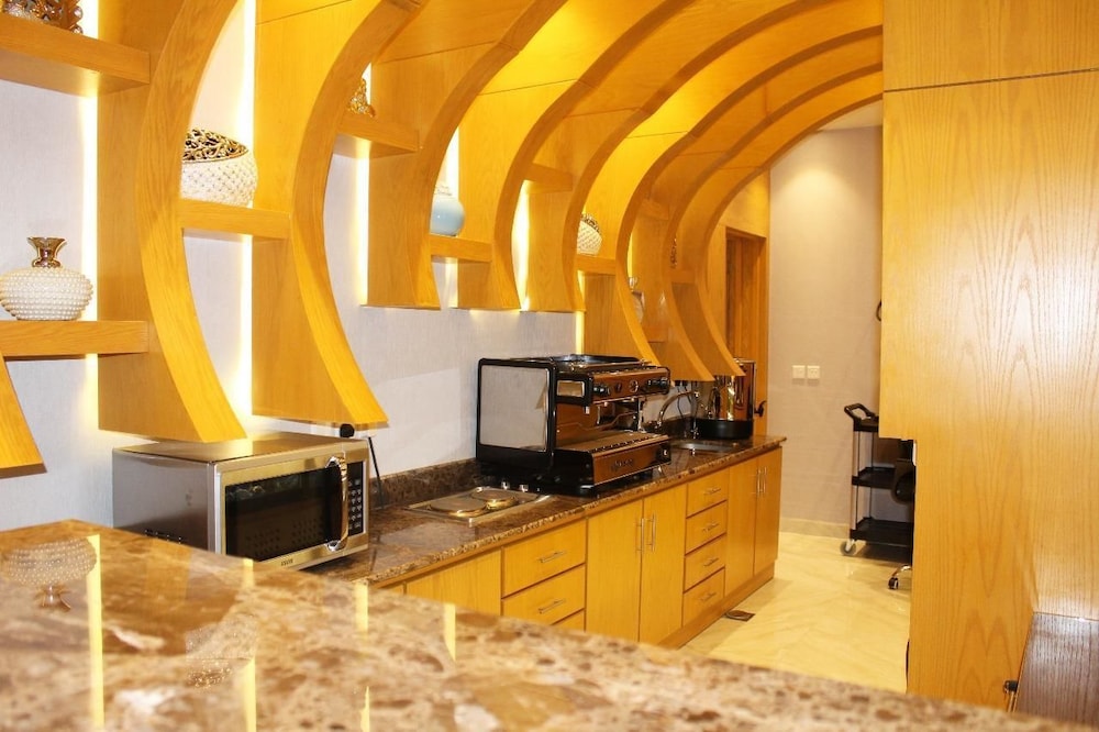 فندق المهيدب ريزيدنس - ابها(Almuhaidb Residence Abha) 12/49