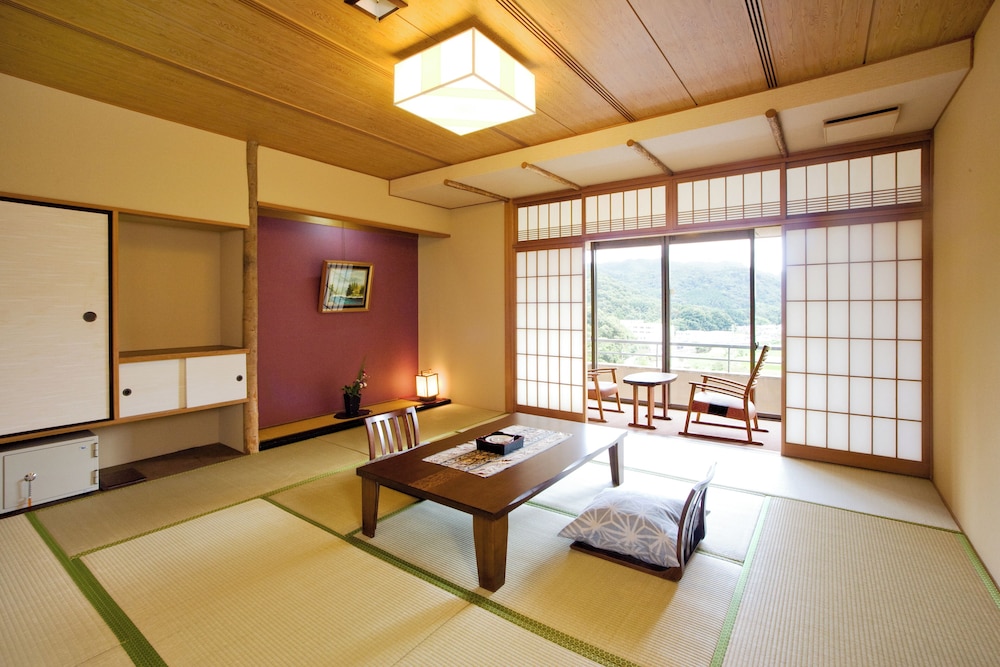 ROOM, TATAMI, MAIN WING