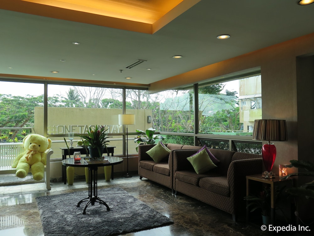 One Tagaytay Place 40/56