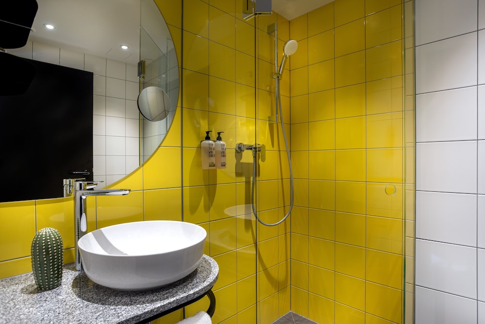ibis Styles Darmstadt 76/76
