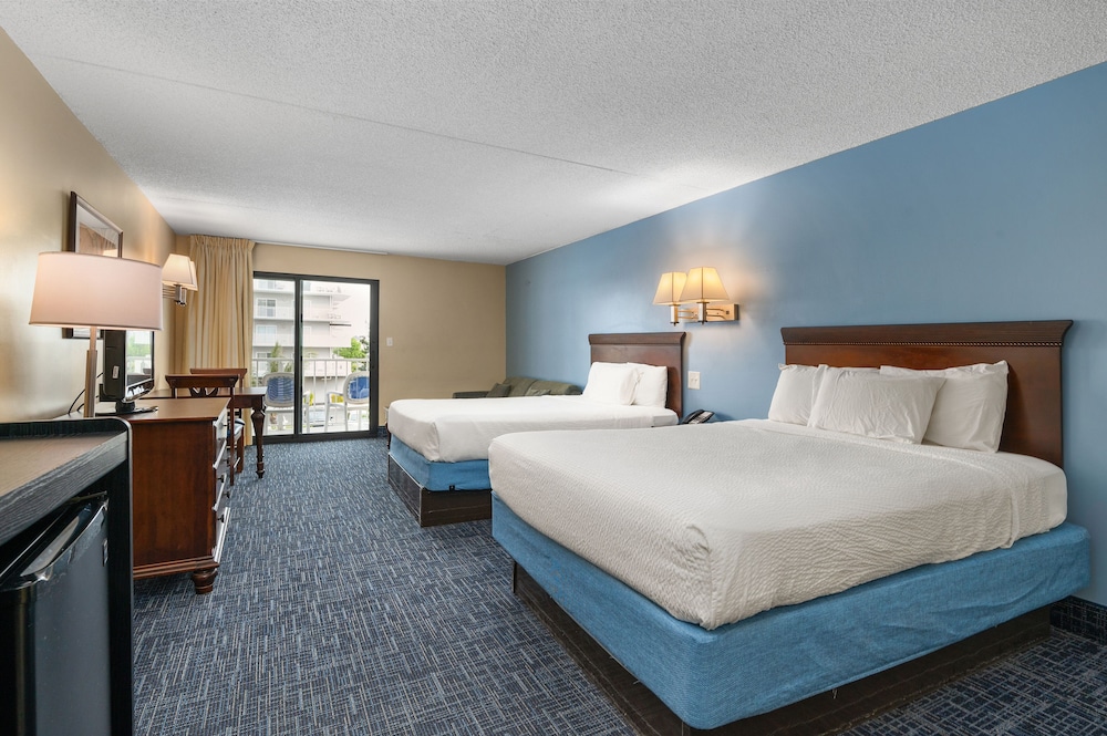 Coastal Palms Inn &amp; Suites 8/50