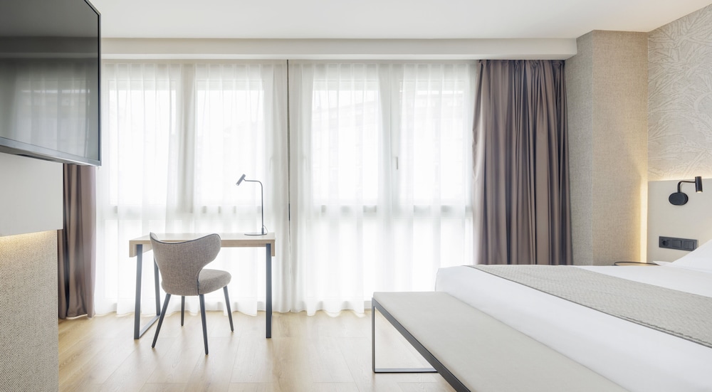 Hotel Ilunion San Sebastian 32/74
