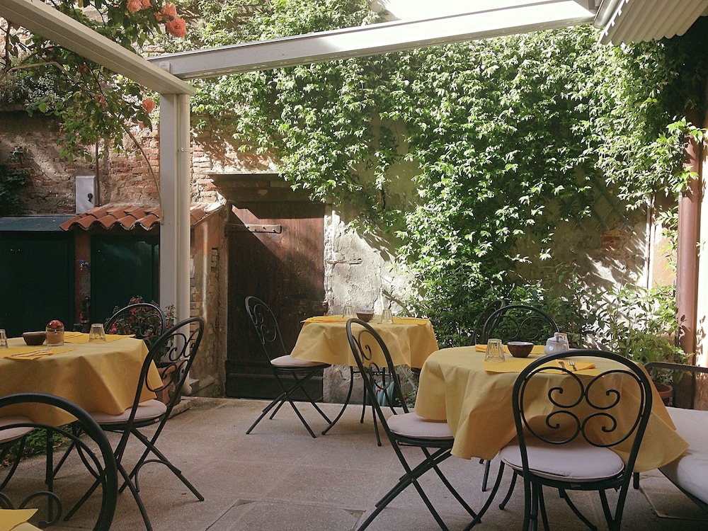 3749 Ponte Chiodo Guest House 22/46