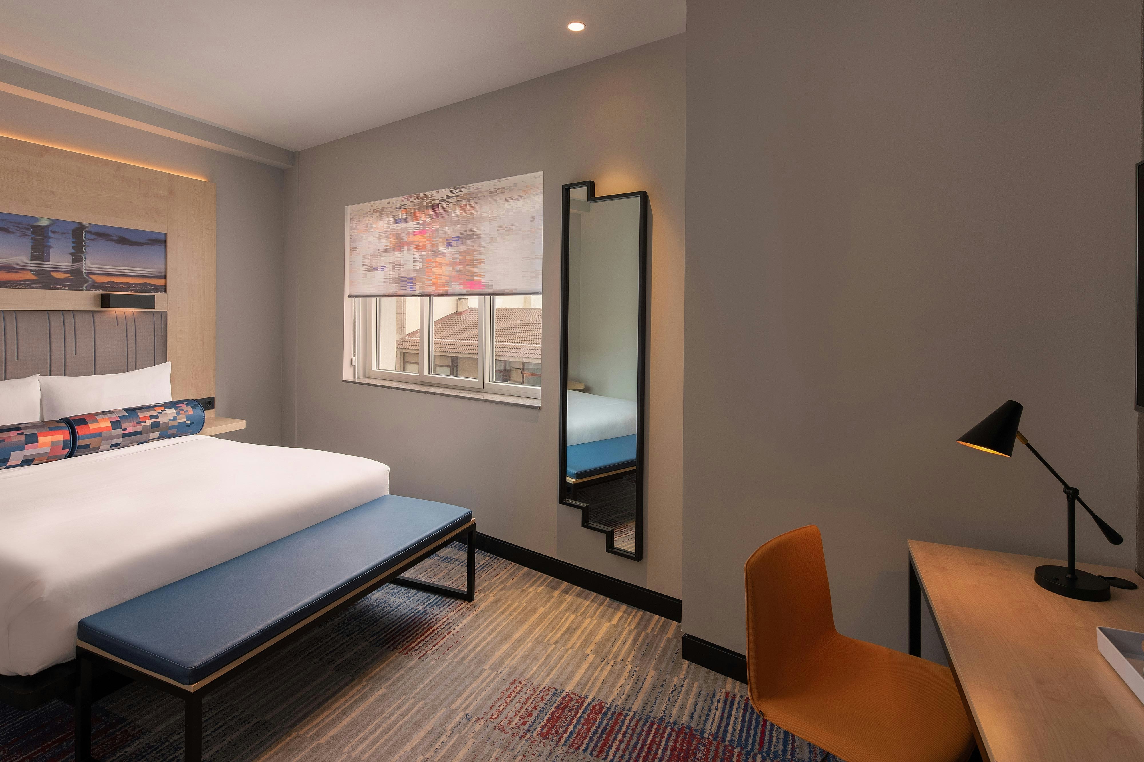 Aloft Madrid Gran Via 9/38