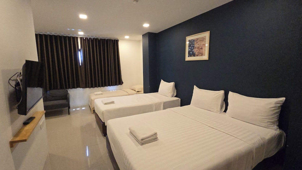Sleepstation Hotel At Pratunam 18/50