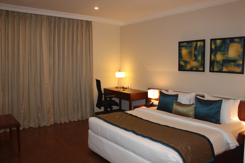 The Altruist Business Hotel 8/27