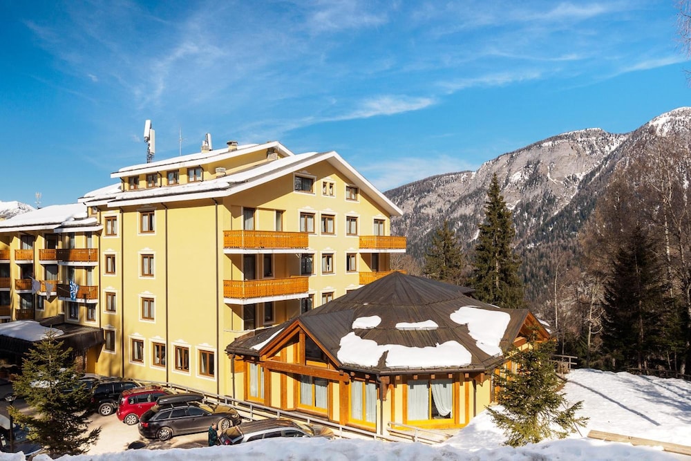 Park Hotel in FOLGARIDA