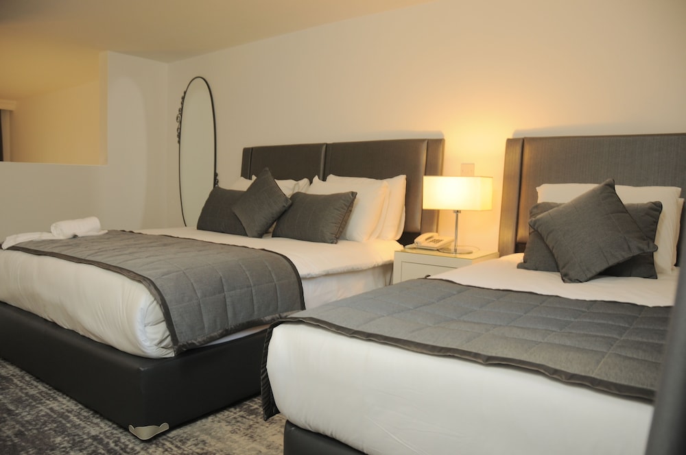 Oscar Resort 6/50