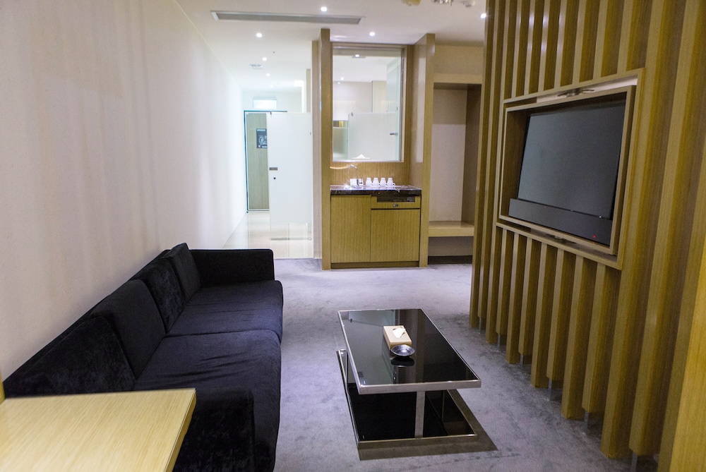 All-Ur Boutique Motel - Tai-Chung Branch 40/50