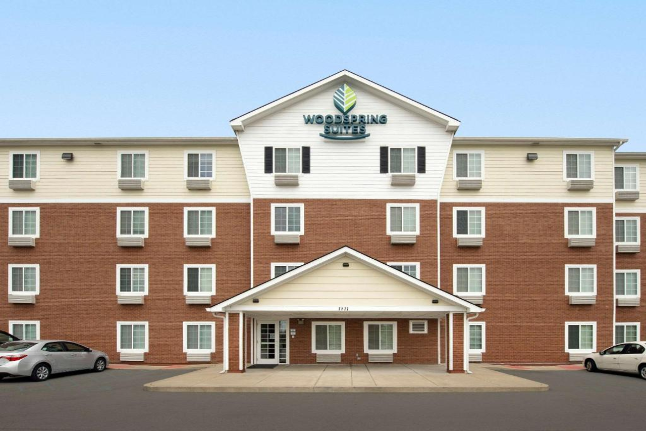 WoodSpring Suites Louisville Clarksville 3/18