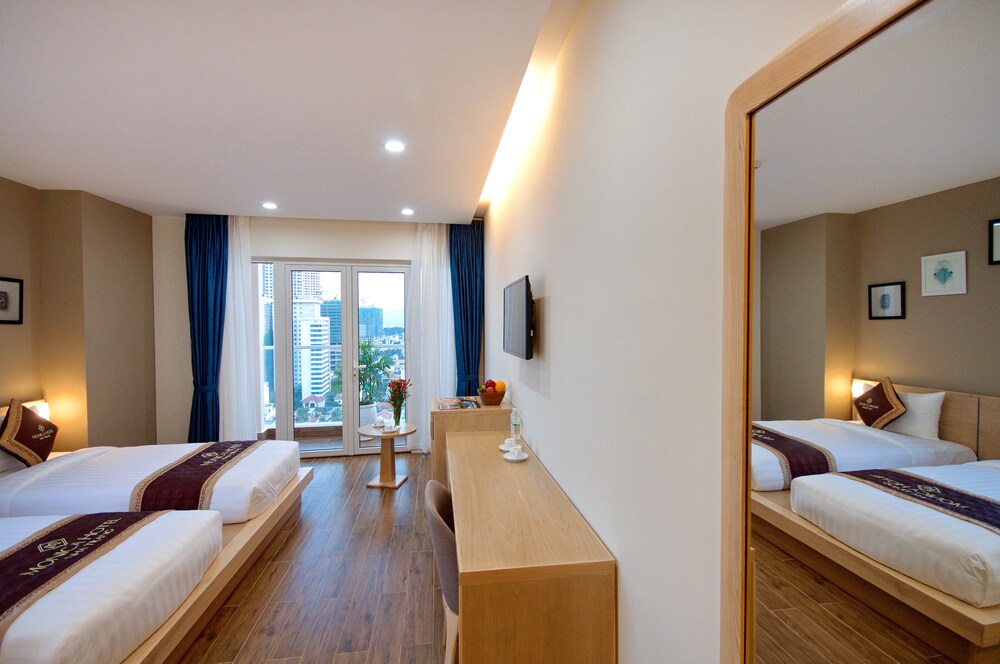 Gibson Hotel Nha Trang 26/61