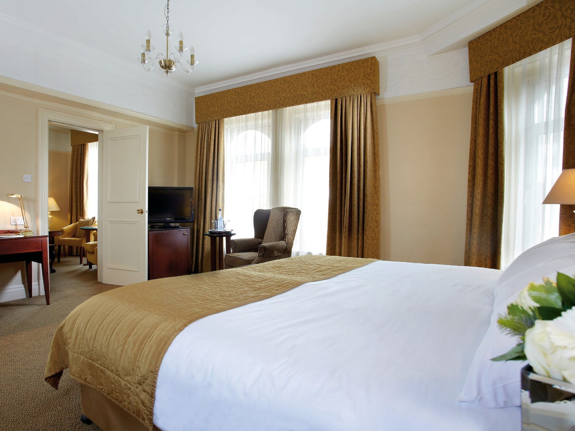 SUITE, DOUBLE BED