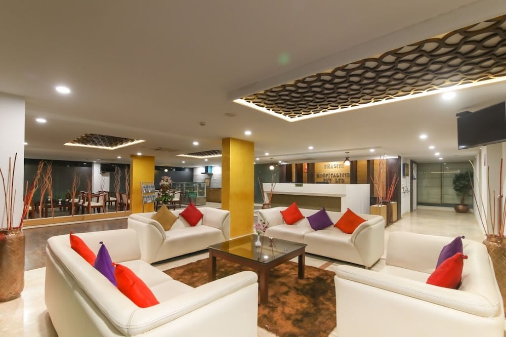 Icon Suites By Bhagini 38/50