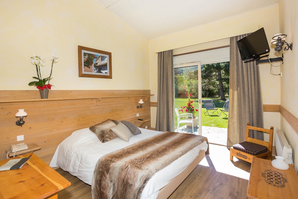 Les Bartavelles Hotel Restaurant 13/50