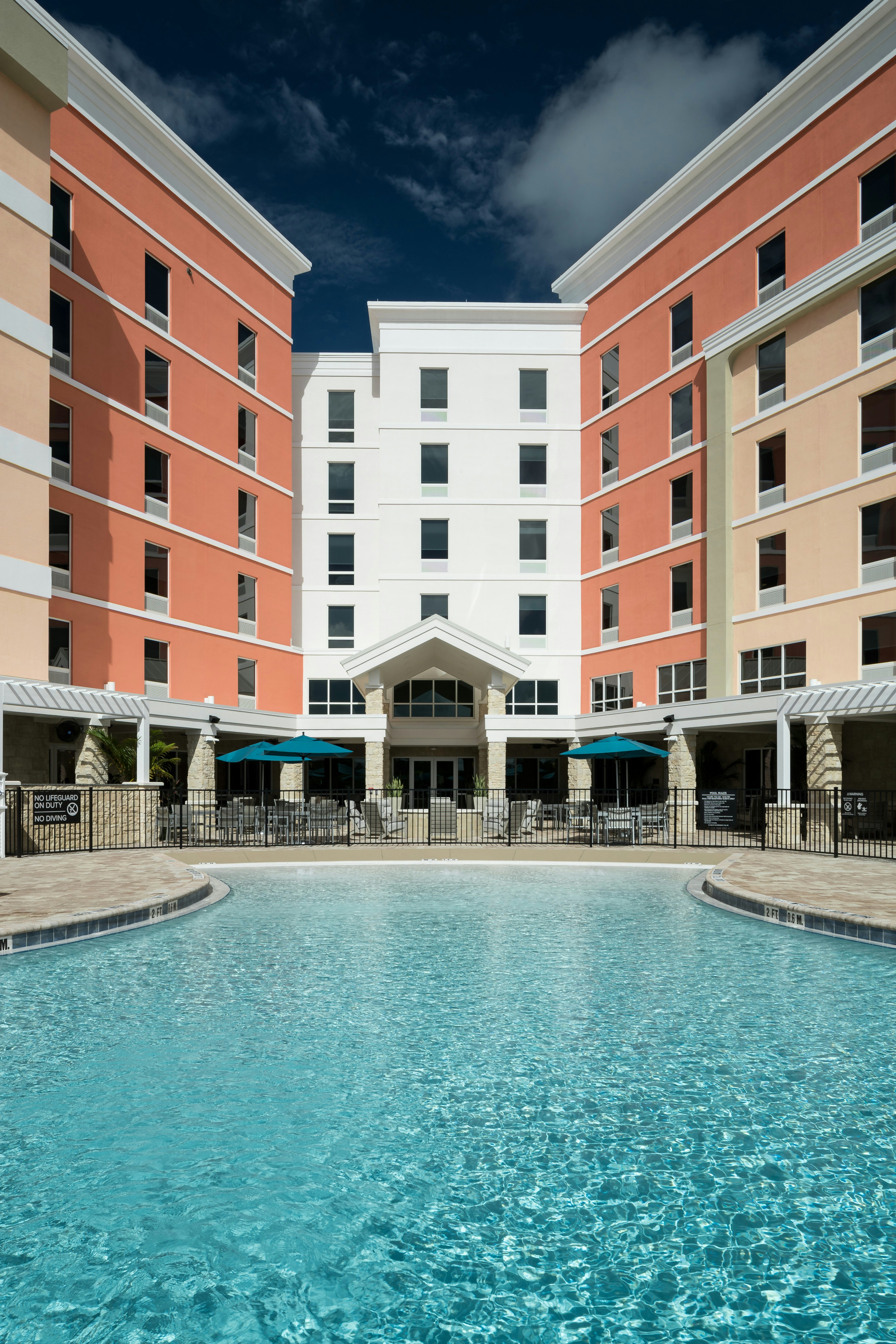 Home2 Suites by Hilton Cape Canaveral Cruise Port 34/36