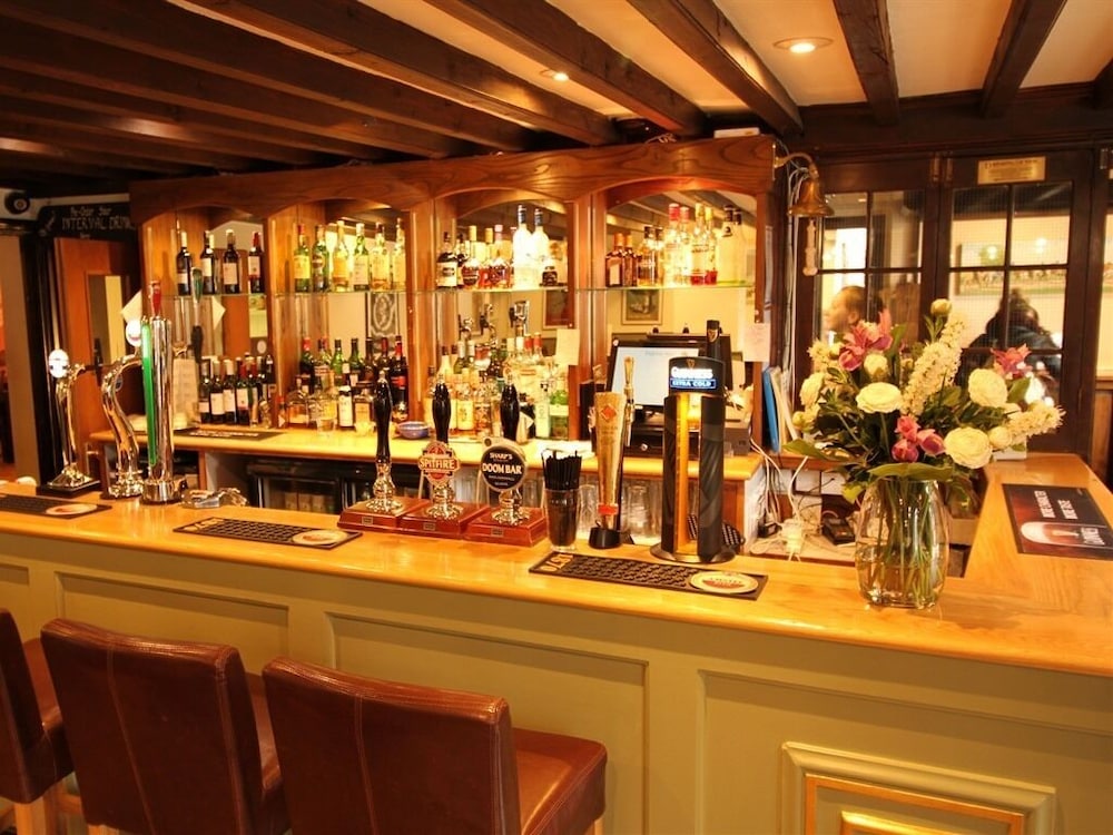 The Pilgrims Hotel 34/50